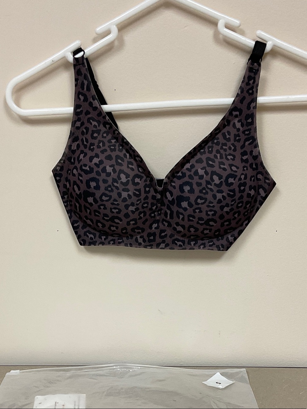 Leopard Print Wireless Comfort Bra - Brown/Black NIOP Small